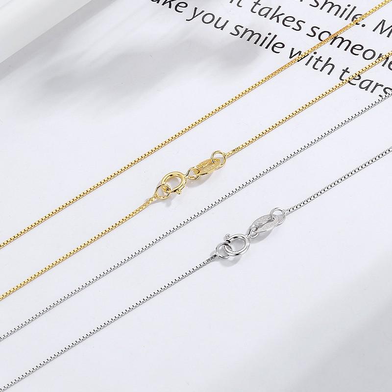 Тонкое ожерелье-коробочка из серебра 925 пробы с белым золотом для ключицы белого золота
Тонкое ожерелье-коробочка из серебра 925 пробы с белым золотом для ключицы белого золота