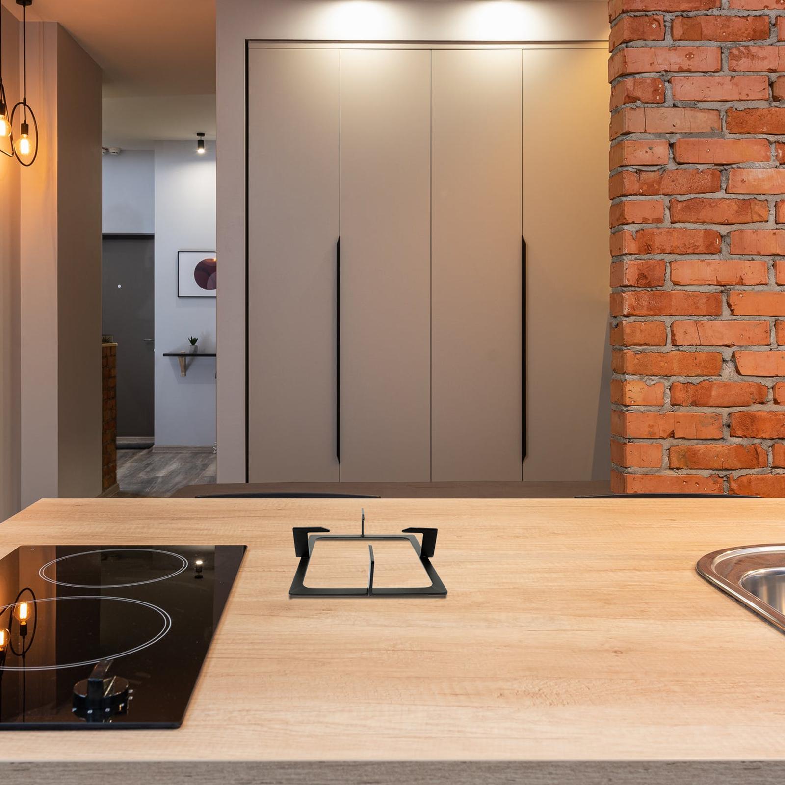 Cast Iron Gas Stove Bracket Support Anti-Slip Tool Home Restaurant Use High Temp Oil Resistant Easy Install Stable 20X20X5.7CM
Cast Iron Gas Stove Bracket Support Anti-Slip Tool Home Restaurant Use High Temp Oil Resistant Easy Install Stable 20X20X5.7CM