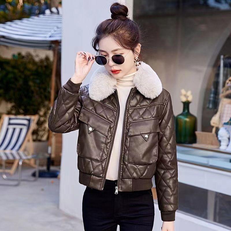 Leather jacket jacket women s short winter new fashion small locomotive clothing with cotton leather jacket small cotton clothing S wears 96-53.5 kg
Leather jacket jacket women s short winter new fashion small locomotive clothing with cotton leather jacket small cotton clothing S wears 96-53.5 kg