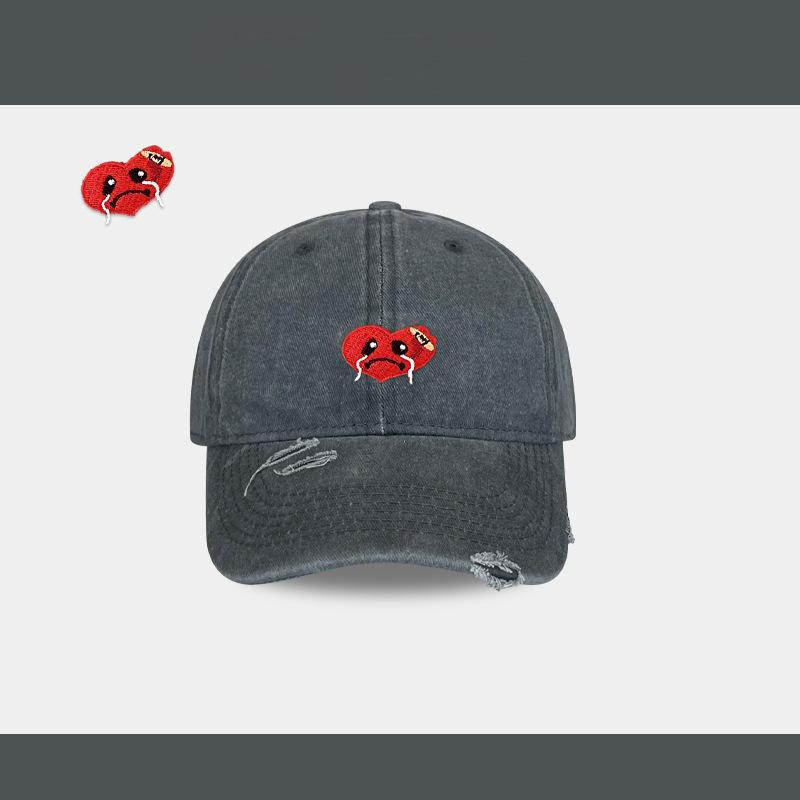 Шляпа Женская Мультяшная Вышивка Потертая Кепка Студенческая Пара Универсальная Бейсболка Уличная Повседневная Солнцезащитная Шляпа Adjustable
Шляпа Женская Мультяшная Вышивка Потертая Кепка Студенческая Пара Универсальная Бейсболка Уличная Повседневная Солнцезащитная Шляпа Adjustable