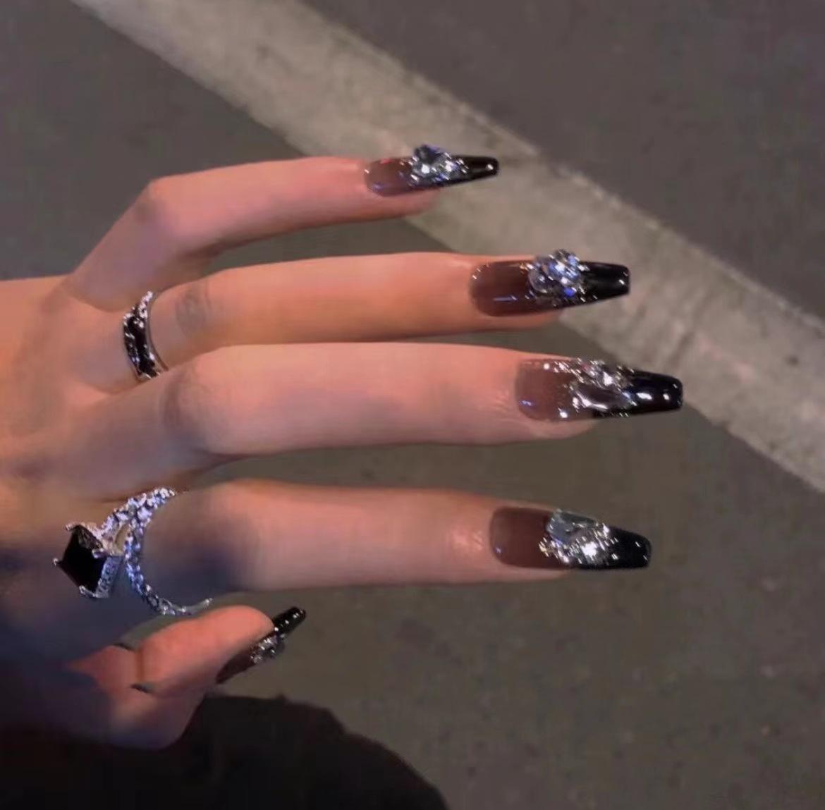 Чисто ручная работа Фототерапия Носимые Накладные Ногти Крутой Черный Носимые Ногти Горячей Девушки Готовый Продукт Многоразовые Наклейки для Ногтей small s
Чисто ручная работа Фототерапия Носимые Накладные Ногти Крутой Черный Носимые Ногти Горячей Девушки Готовый Продукт Многоразовые Наклейки для Ногтей small s