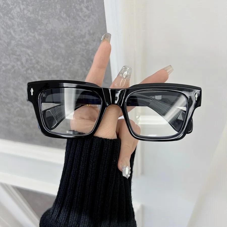Fashion Stylish Square Eyeglasses Frames Women Men Transparent Clear Brand Designer Optical Cute Frame Oculos
Fashion Stylish Square Eyeglasses Frames Women Men Transparent Clear Brand Designer Optical Cute Frame Oculos