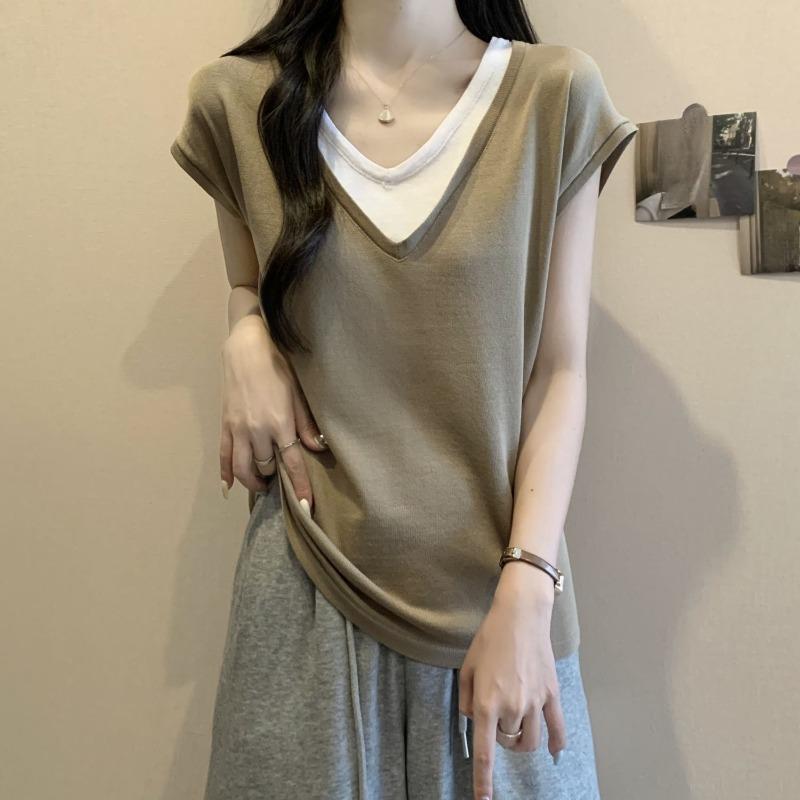 Women s Fake Two-piece Short Sleeved Tops Contrasting Color Splicing Design T-shirt Korean Minimalist Ladies Blouse XXL білий
Women s Fake Two-piece Short Sleeved Tops Contrasting Color Splicing Design T-shirt Korean Minimalist Ladies Blouse XXL білий