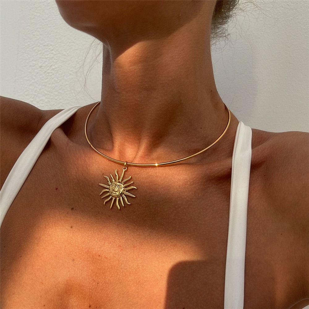 Adjustable Thin Choker Smooth Summer Necklace Gift Thin Torques Jewelry for Women срібний
Adjustable Thin Choker Smooth Summer Necklace Gift Thin Torques Jewelry for Women срібний