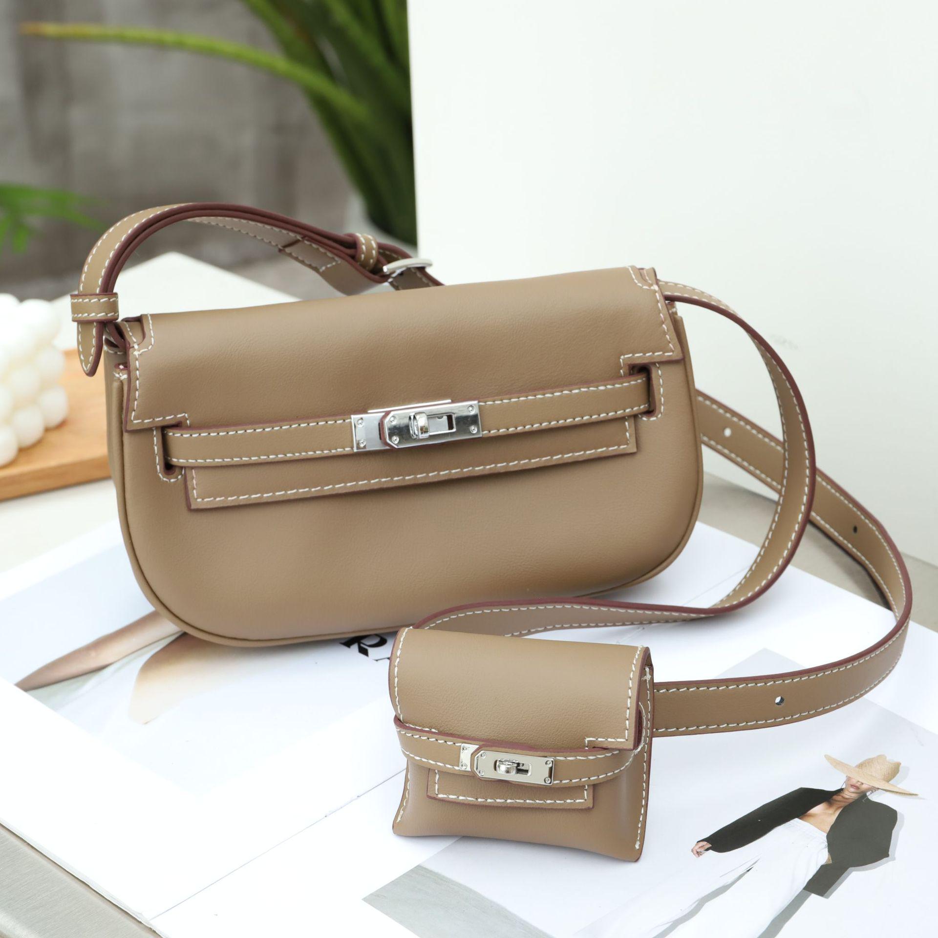 Женская сумка-мессенджер Twin Dumpling из натуральной кожи высшего качества: Модная сумка-седло, универсальная сумка через плечо, нагрудная и поясная сумка 20cm x 8cm x 13cm
Женская сумка-мессенджер Twin Dumpling из натуральной кожи высшего качества: Модная сумка-седло, универсальная сумка через плечо, нагрудная и поясная сумка 20cm x 8cm x 13cm