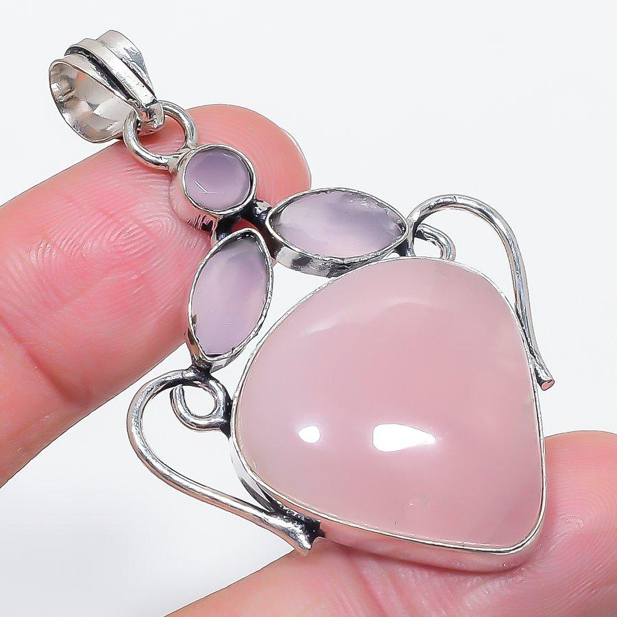 Natural Rose Quartz, Chalcedony 925 Sterling Silver Jewelry Pendant 2.36 a9u66
Natural Rose Quartz, Chalcedony 925 Sterling Silver Jewelry Pendant 2.36 a9u66