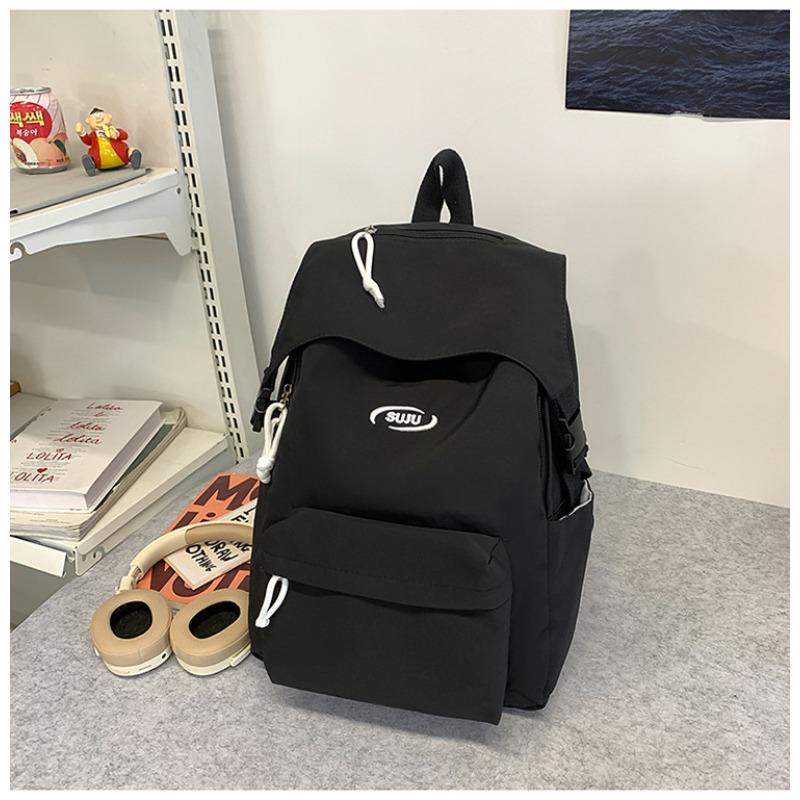 A Simple and Versatile Travel Backpack for College Students and A Large Capacity Computer Backpack for High School Students .
A Simple and Versatile Travel Backpack for College Students and A Large Capacity Computer Backpack for High School Students .