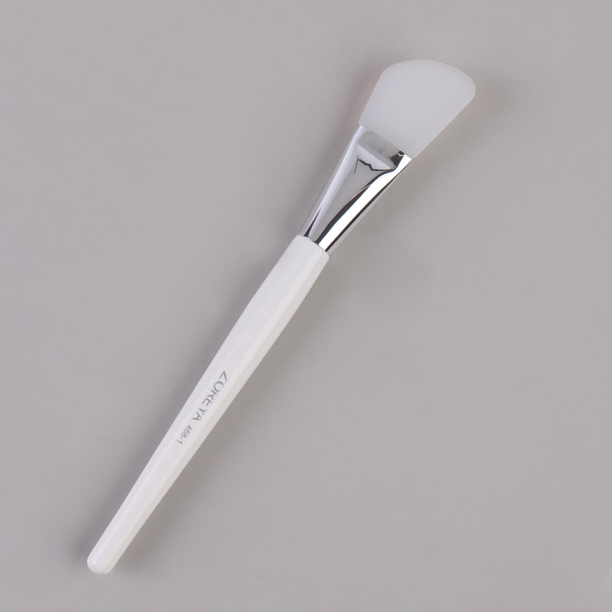 Silicone Mask Brush Transparent Handle Soft Oblique Head Mask Tool Makeup Brush Cosmetic Material Portable silicone mask brush*5pcs
Silicone Mask Brush Transparent Handle Soft Oblique Head Mask Tool Makeup Brush Cosmetic Material Portable silicone mask brush*5pcs