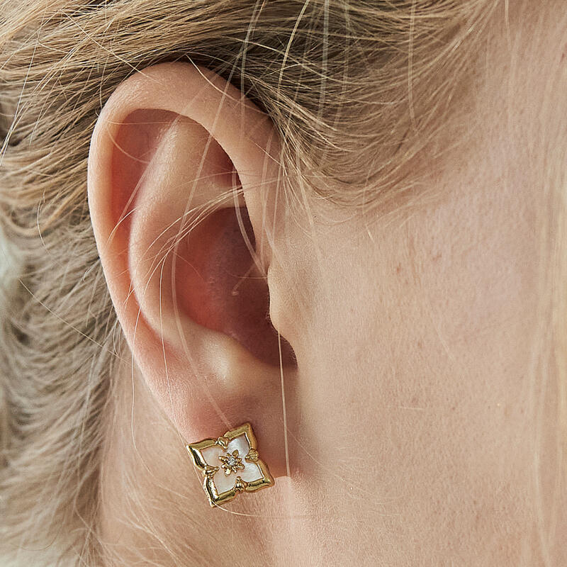 Madrid Earrings
Madrid Earrings