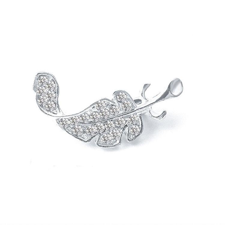 Korean Girl Brooch 2021 Fashion New Feather Corsage Christmas Leaf Crystal Brooch Women All-match Manufacturer Sales Futurama
Korean Girl Brooch 2021 Fashion New Feather Corsage Christmas Leaf Crystal Brooch Women All-match Manufacturer Sales Futurama