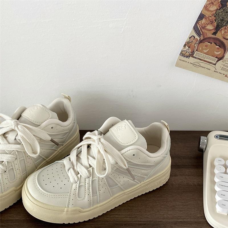 sponge cake platform white shoes women s casual board shoes versatile retro bread shoes women 40
sponge cake platform white shoes women s casual board shoes versatile retro bread shoes women 40