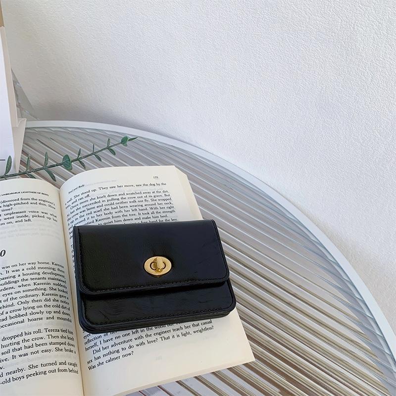 New women s wallet women s short girls ins simple student multi-card thin mini wallet коричневий
New women s wallet women s short girls ins simple student multi-card thin mini wallet коричневий