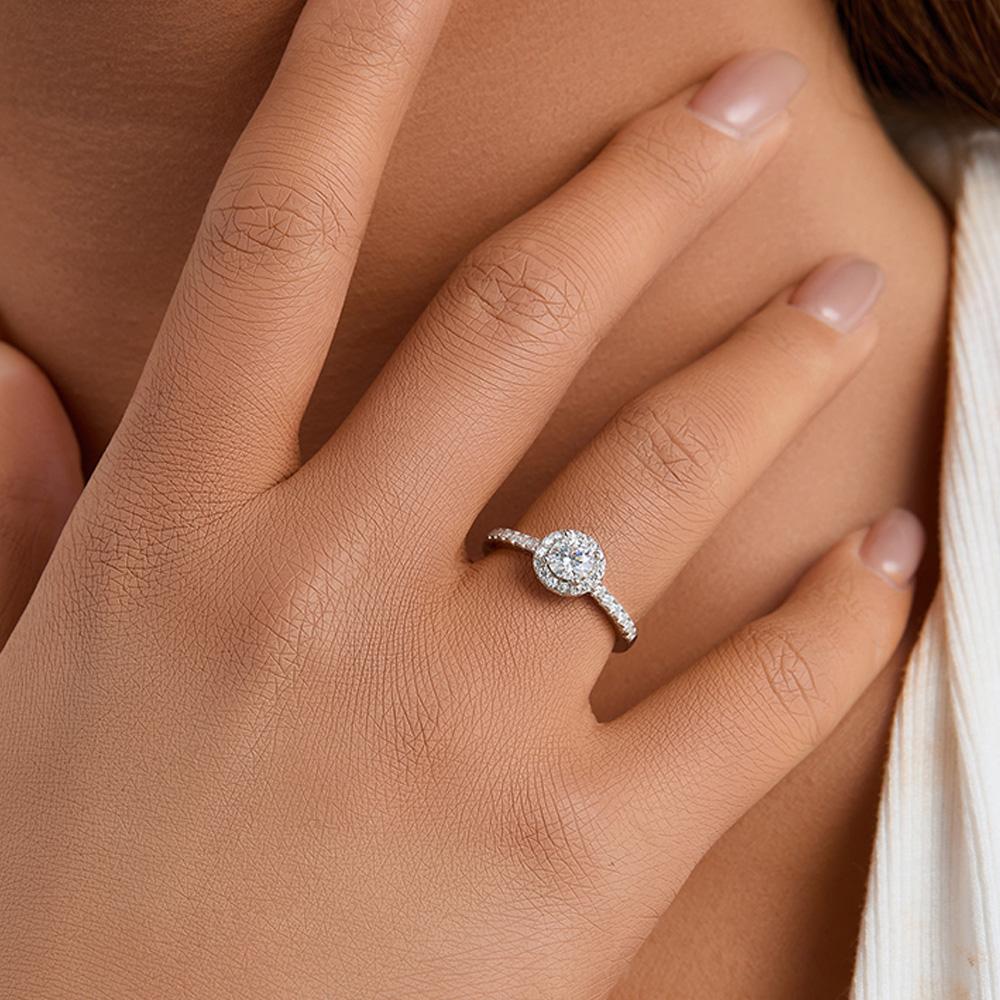 Модное кольцо с муассанитом в виде когтей, обручальные кольца из стерлингового серебра 925 пробы для женщин, женские свадебные украшения, аксессуары, подарок 8 белый
Модное кольцо с муассанитом в виде когтей, обручальные кольца из стерлингового серебра 925 пробы для женщин, женские свадебные украшения, аксессуары, подарок 8 белый