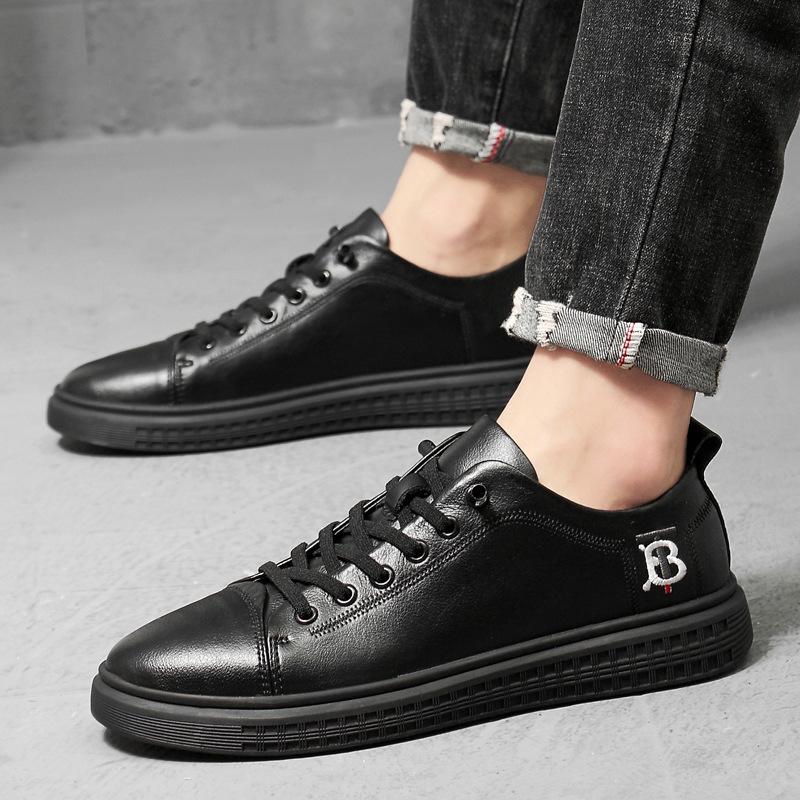 New men s shoes casual versatile little white shoes men s trend cowhide board shoes lazy elastic band men s trend shoes 45 чорний
New men s shoes casual versatile little white shoes men s trend cowhide board shoes lazy elastic band men s trend shoes 45 чорний