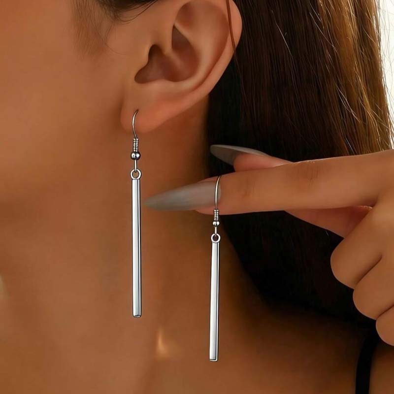 Korean Gold Copper Color Long Drop Earrings For Women Minimalist Metal Geometric Ear Hook Earrings Zircon Brincos Gift
Korean Gold Copper Color Long Drop Earrings For Women Minimalist Metal Geometric Ear Hook Earrings Zircon Brincos Gift