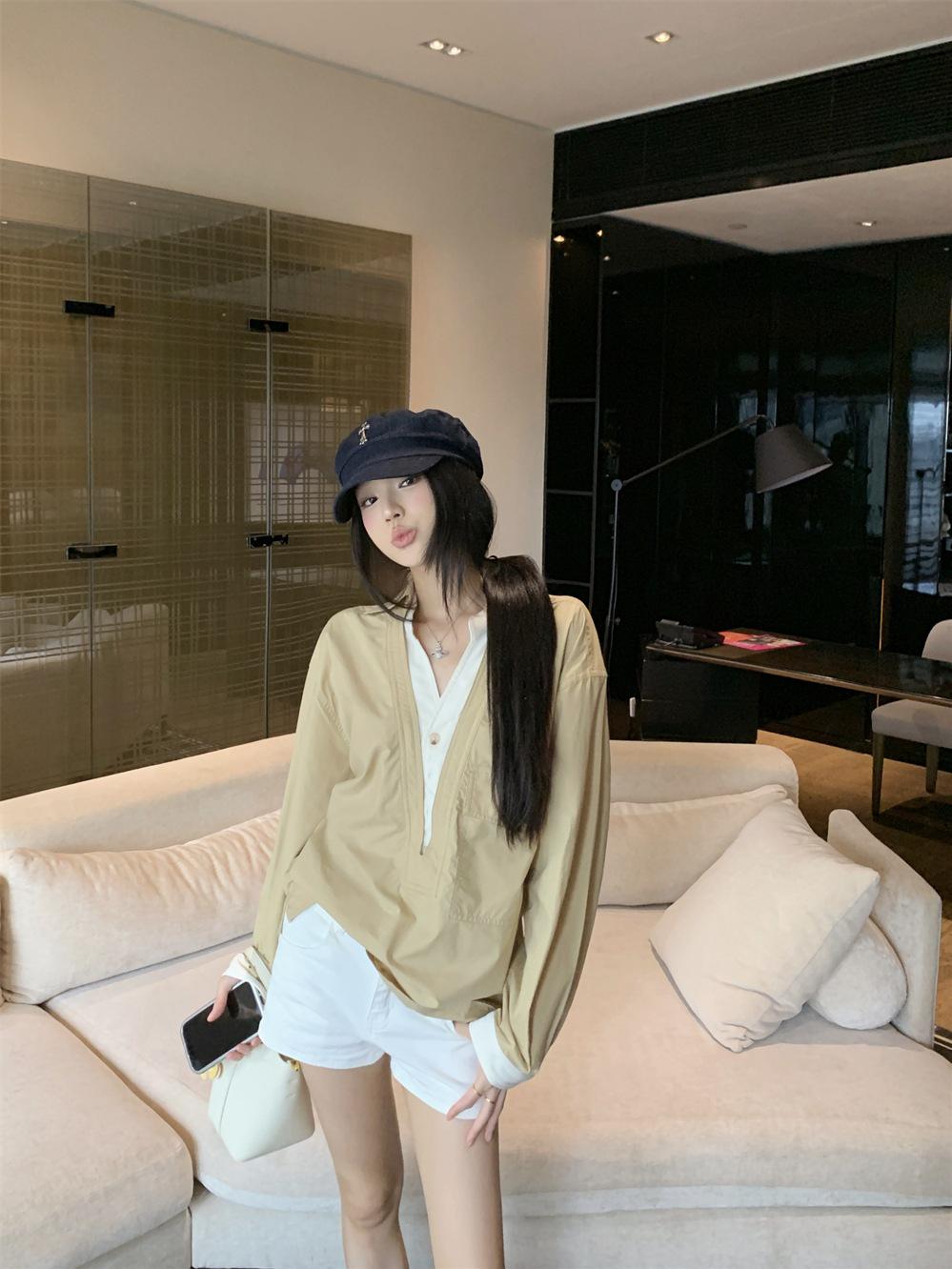 Винтажная повседневная женская рубашка с длинным рукавом и V-образным вырезом в стиле колор-блок Large
Винтажная повседневная женская рубашка с длинным рукавом и V-образным вырезом в стиле колор-блок Large