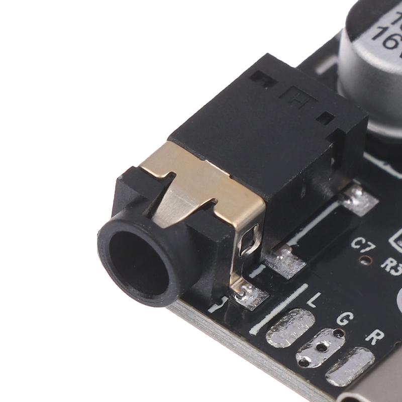 Type-C Bluetooth Audio Receiver Board Bluetooth 5.1 MP3 Lossless Car Audio Decoder Board Wireless Stereo Music Module 3.7-5V TYPE C
Type-C Bluetooth Audio Receiver Board Bluetooth 5.1 MP3 Lossless Car Audio Decoder Board Wireless Stereo Music Module 3.7-5V TYPE C