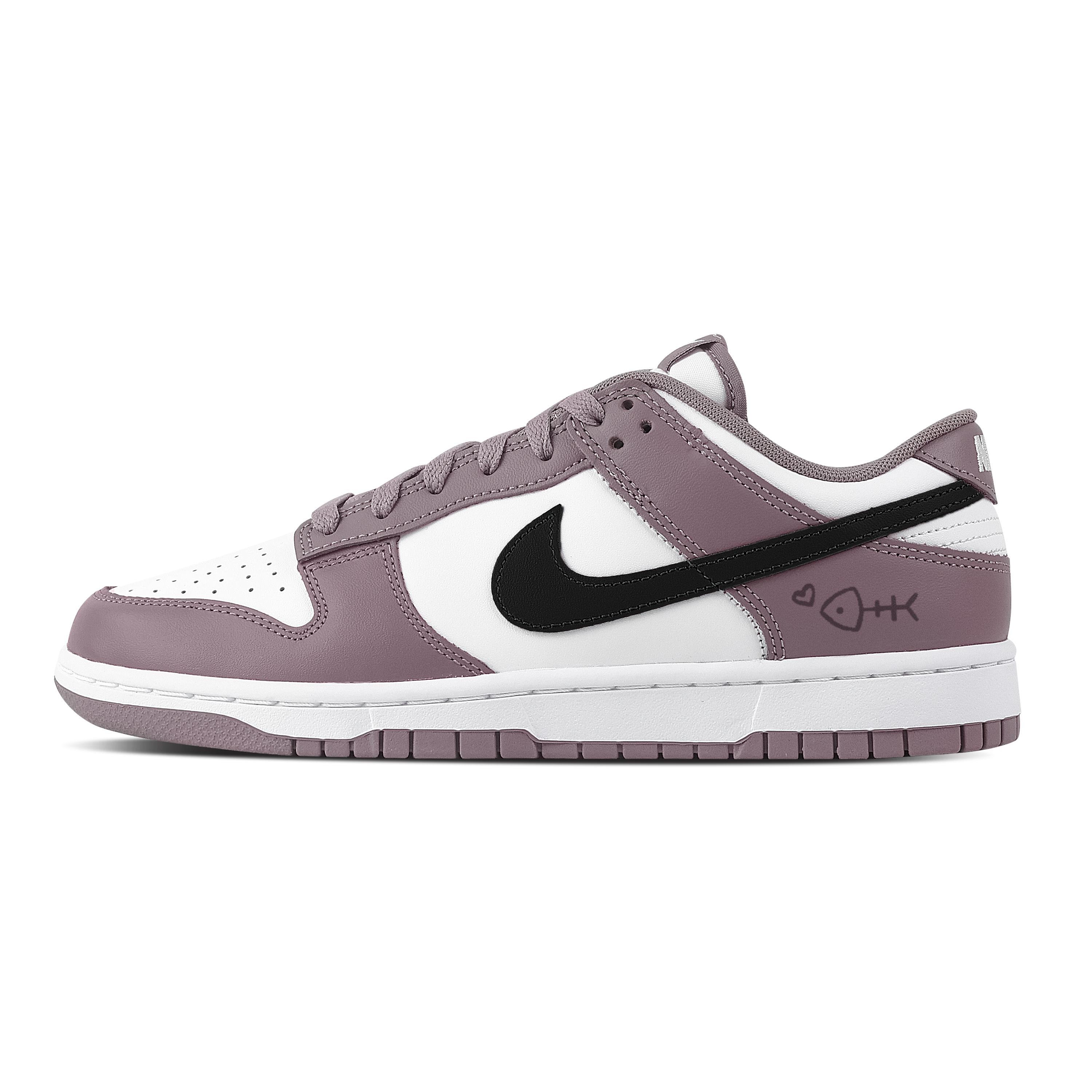 Nike Dunk Purple Taro Fish Print Abrasion Resistant Low top Skateboard Shoes Unisex Purple DV0833-112(Team773-) 46
Nike Dunk Purple Taro Fish Print Abrasion Resistant Low top Skateboard Shoes Unisex Purple DV0833-112(Team773-) 46