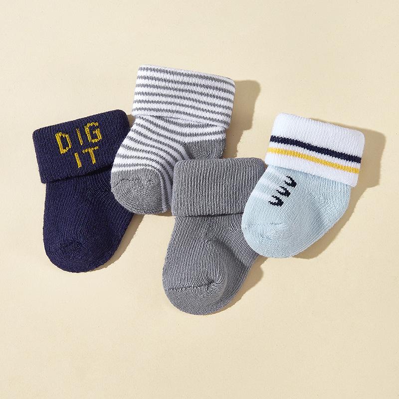 4Pairs/Lot Newborn Socks Autumn Winter Warm Infant Boy Socks Solid Color Striped Letter Baby Short Socks fit 0-6 months
4Pairs/Lot Newborn Socks Autumn Winter Warm Infant Boy Socks Solid Color Striped Letter Baby Short Socks fit 0-6 months