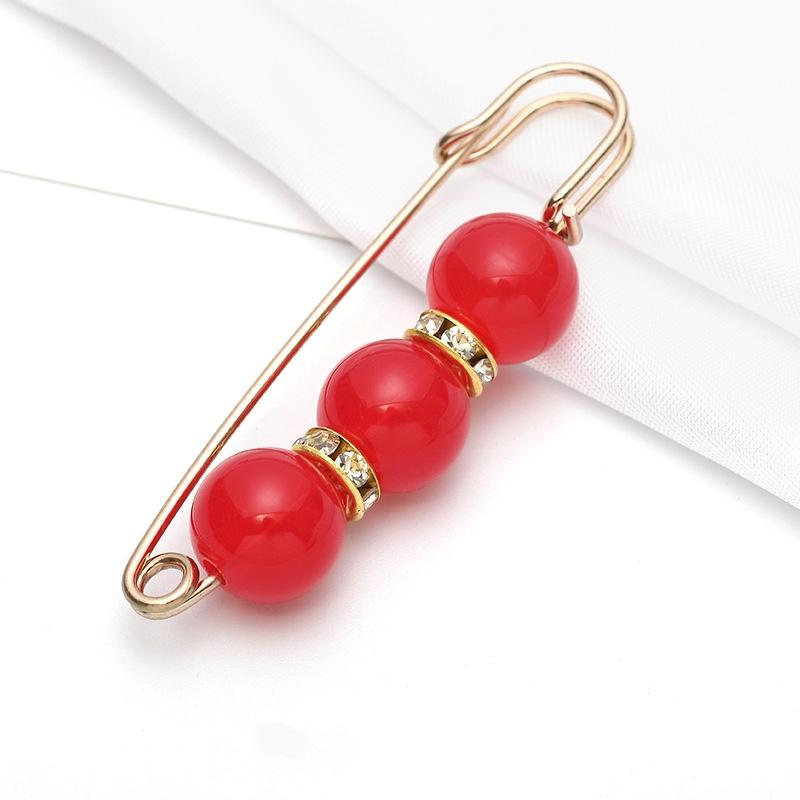 5.7CM Big Three Seed Pearls Red Beads Clothing Brooches for Women Lapel Safety Sweater Coat Dress Pins Badge Buckle Accessories
5.7CM Big Three Seed Pearls Red Beads Clothing Brooches for Women Lapel Safety Sweater Coat Dress Pins Badge Buckle Accessories