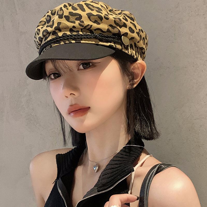 New Women Leopard Beret Hat Vintage Octagonal Cloud Pumpkin Newsboy Cap Korean Girl Y2K Painter Artist Peaked Hats One Size
New Women Leopard Beret Hat Vintage Octagonal Cloud Pumpkin Newsboy Cap Korean Girl Y2K Painter Artist Peaked Hats One Size