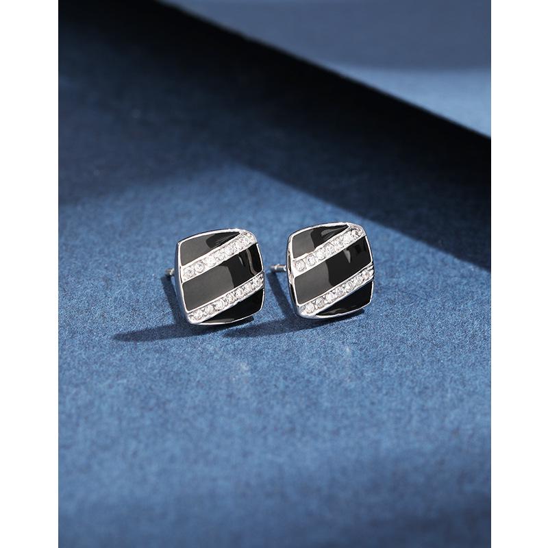 Black Zircon Stud Earrings for Women - 925 Sterling Silver, Elegant Design with Drip Oil Finish 925 Sterling Silver
Black Zircon Stud Earrings for Women - 925 Sterling Silver, Elegant Design with Drip Oil Finish 925 Sterling Silver