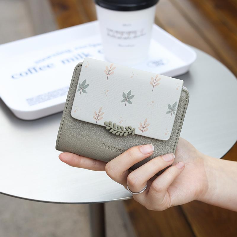 Wallet Short PU Zipper Sweet Lady Printed Zipper Student Coin Female Zero Wallet темно-коричневого кольору
Wallet Short PU Zipper Sweet Lady Printed Zipper Student Coin Female Zero Wallet темно-коричневого кольору
