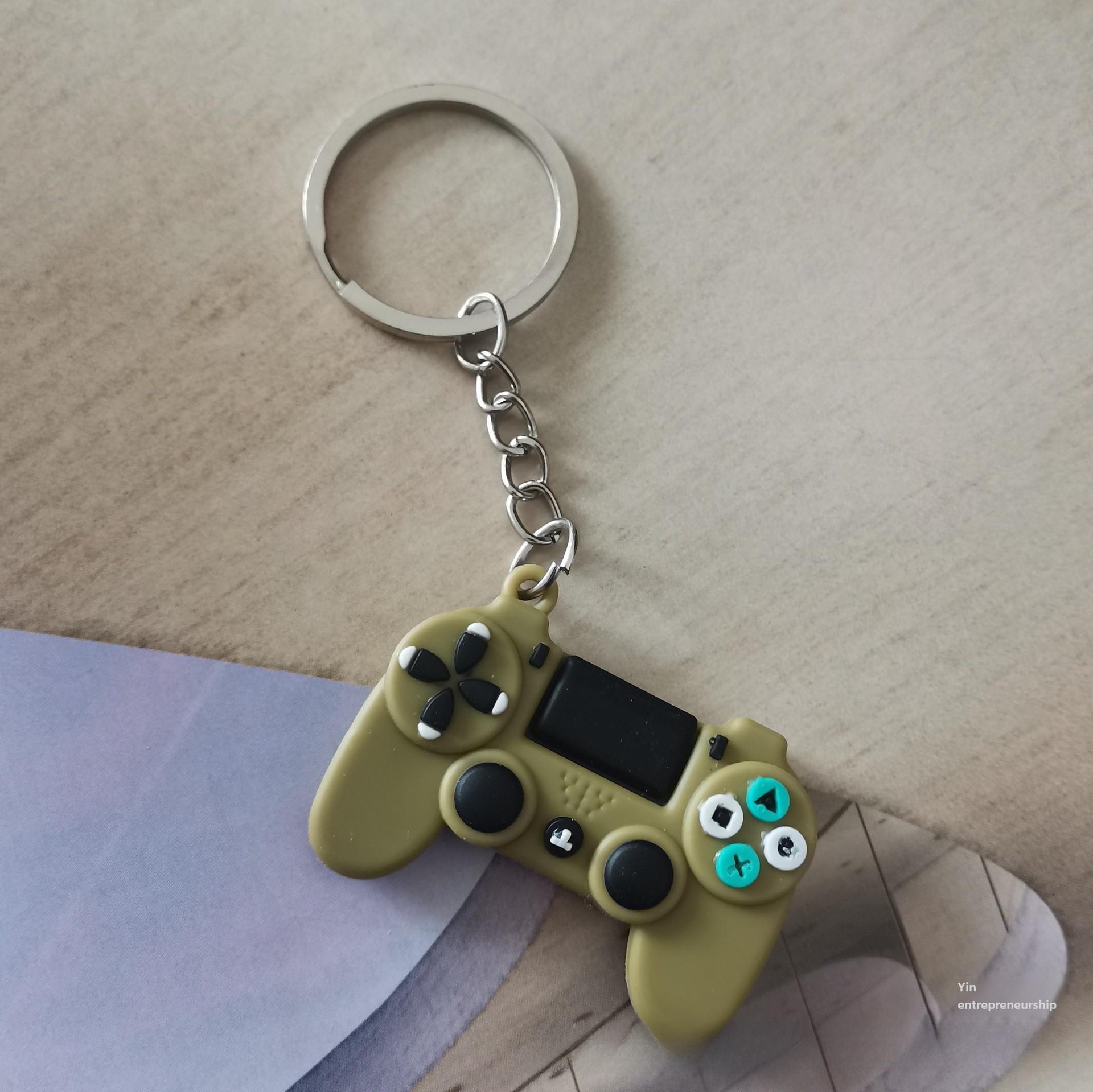 Креативный силиконовый брелок: Подвеска-ручка для игровой консоли с мультяшным рисунком для школьных сумок армия зеленый
Креативный силиконовый брелок: Подвеска-ручка для игровой консоли с мультяшным рисунком для школьных сумок армия зеленый