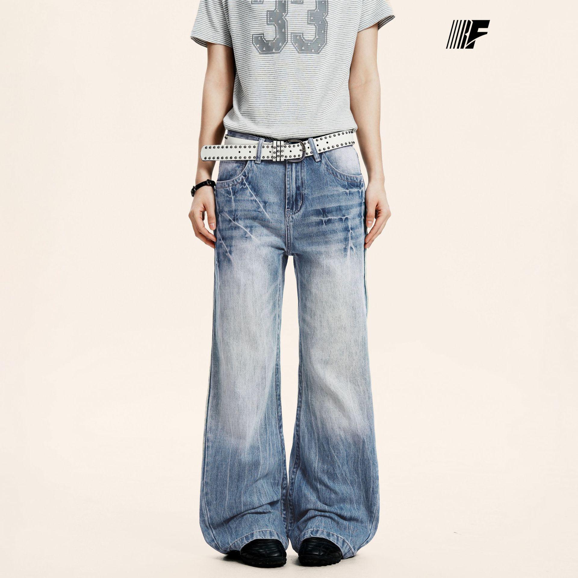 Yongfang Retro Blue Lightning Pattern Micro-Flare Jeans for Men & Women - Casual, Versatile, Slimming. L
Yongfang Retro Blue Lightning Pattern Micro-Flare Jeans for Men & Women - Casual, Versatile, Slimming. L