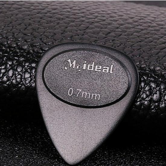 Meideal Frosted Anti-Slip Guitar Pick for Acoustic Guitars, Made from Durable ABS Material. 1.5mm чёрный
Meideal Frosted Anti-Slip Guitar Pick for Acoustic Guitars, Made from Durable ABS Material. 1.5mm чёрный