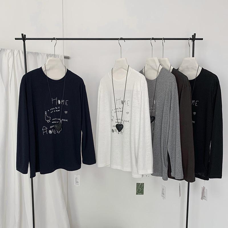 Korean Style Loose Long Sleeve Graffiti T-Shirt for Women - Flaw-Covering, Slimming, Breathable, Thin, Casual, Versatile Base Layer One Size (198-308 lbs)
Korean Style Loose Long Sleeve Graffiti T-Shirt for Women - Flaw-Covering, Slimming, Breathable, Thin, Casual, Versatile Base Layer One Size (198-308 lbs)