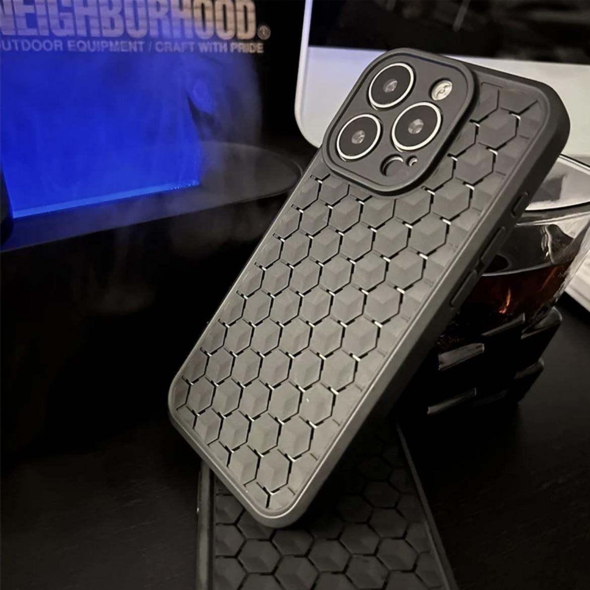 Suitable for IPhone16pro Phone Cases, Honeycomb Heat Dissipation and Breathability, Apple 15promax, Business 14, Anti-drop Apple 11Promax чорний
Suitable for IPhone16pro Phone Cases, Honeycomb Heat Dissipation and Breathability, Apple 15promax, Business 14, Anti-drop Apple 11Promax чорний