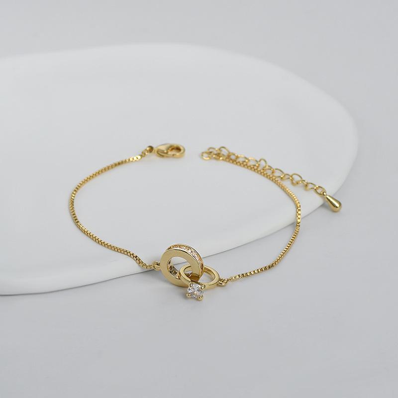 Elegant Slim Waist Bracelet with Real Gold Plated Micro-Paved Zirconia, Small Niche Design, Ins Style.
Elegant Slim Waist Bracelet with Real Gold Plated Micro-Paved Zirconia, Small Niche Design, Ins Style.