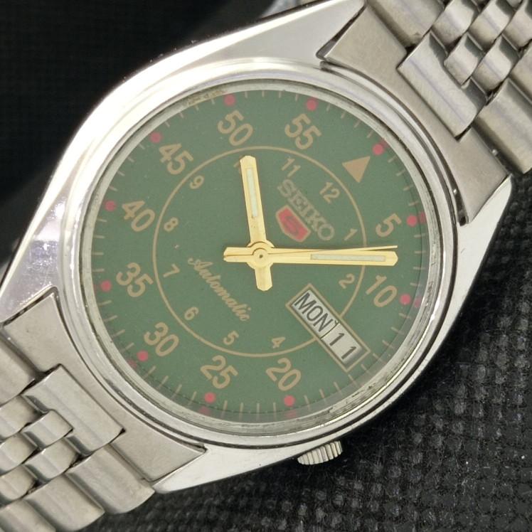 USED VINTAGE SEIKO 5 AUTO 7009A JAPAN MENS D/D GREEN WATCH 608h-a316624-9 SKU608h-a316624
USED VINTAGE SEIKO 5 AUTO 7009A JAPAN MENS D/D GREEN WATCH 608h-a316624-9 SKU608h-a316624
