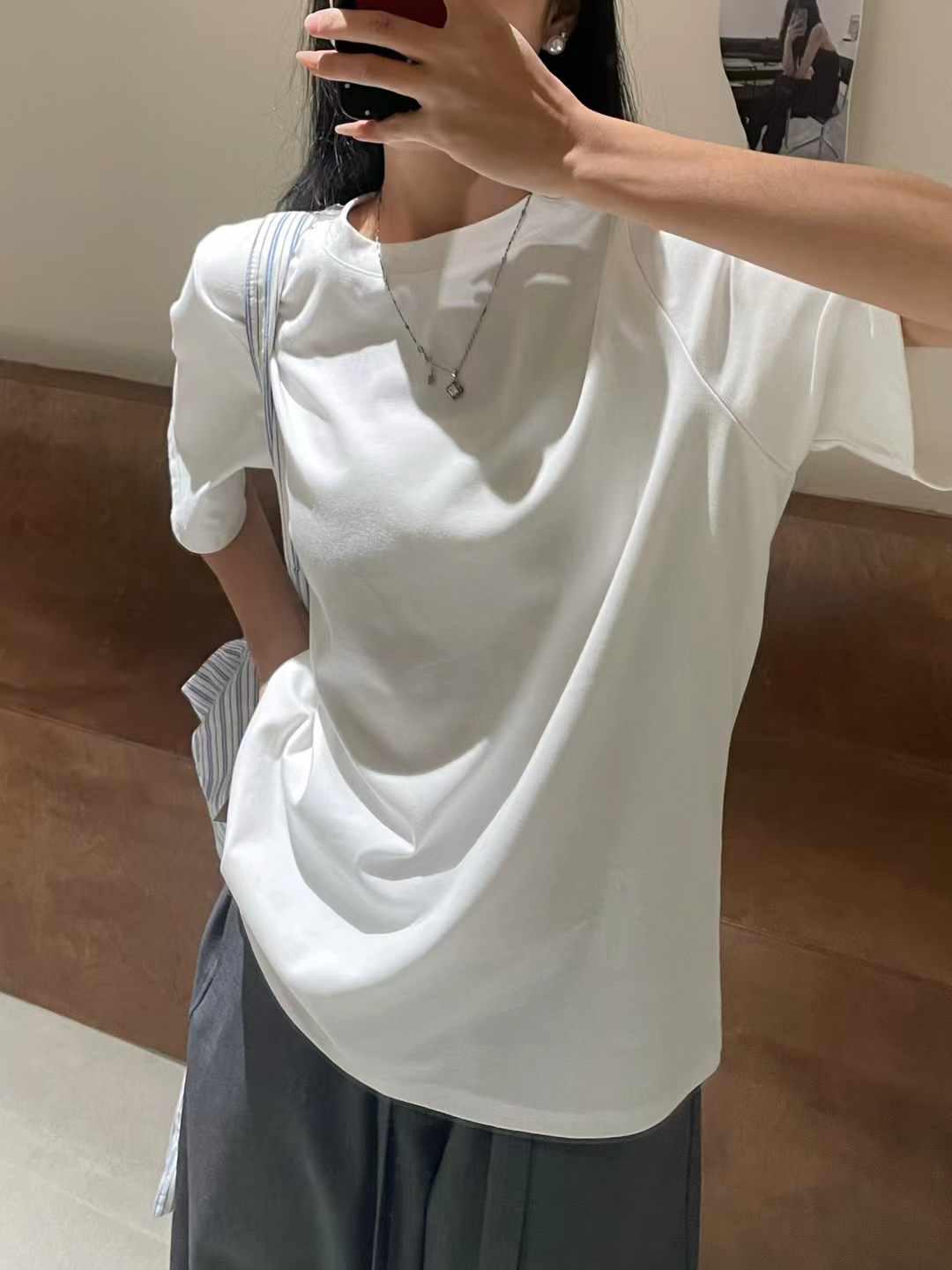 Women s Korean Style Loose Plus Size Casual Solid Color Round Neck Short Sleeve T-Shirt (Spring/Summer). One Size
Women s Korean Style Loose Plus Size Casual Solid Color Round Neck Short Sleeve T-Shirt (Spring/Summer). One Size