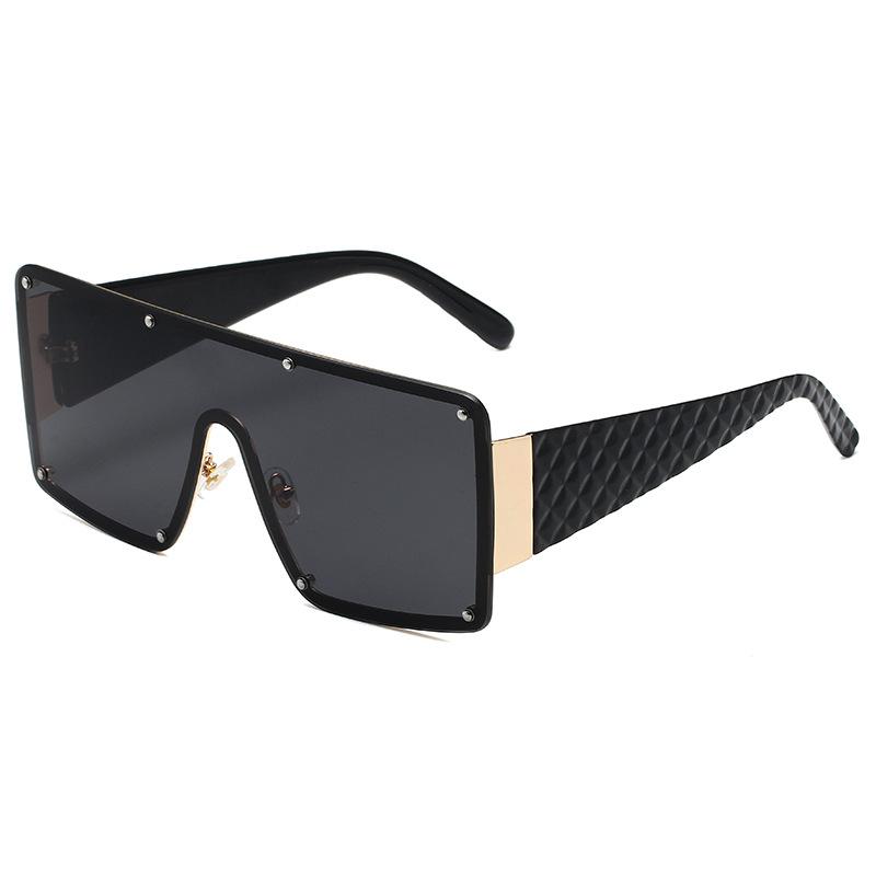 New Style Large Glasses Frame Joined Body Sun Glasses Women s Brand Designer Luxury Design Sun Eyeglasses Outdoor Leisure Women s Eyewear UV400 As shown in the figu
New Style Large Glasses Frame Joined Body Sun Glasses Women s Brand Designer Luxury Design Sun Eyeglasses Outdoor Leisure Women s Eyewear UV400 As shown in the figu