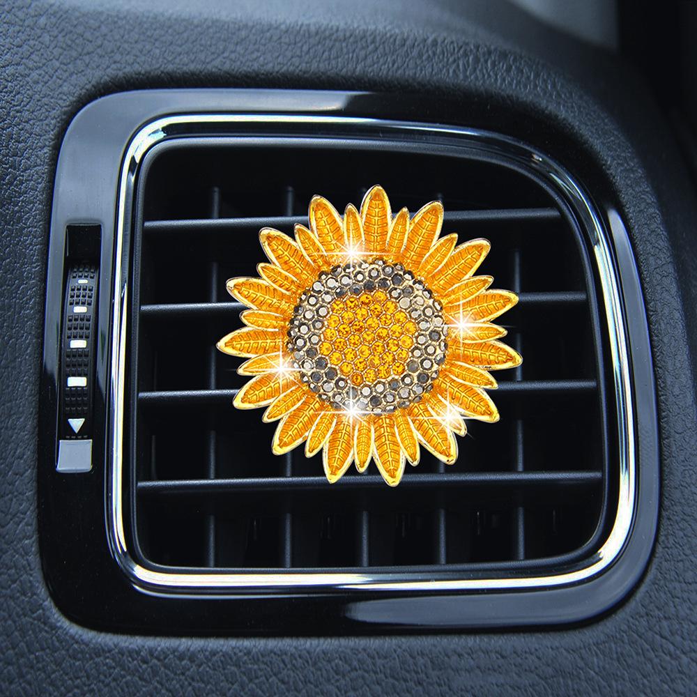 Diamond Crystal Sunflower Car Perfume Clips Auto Air Vent Outlet Aromatherapy Clip Air Freshener Clips Car Interior Accessories
Diamond Crystal Sunflower Car Perfume Clips Auto Air Vent Outlet Aromatherapy Clip Air Freshener Clips Car Interior Accessories