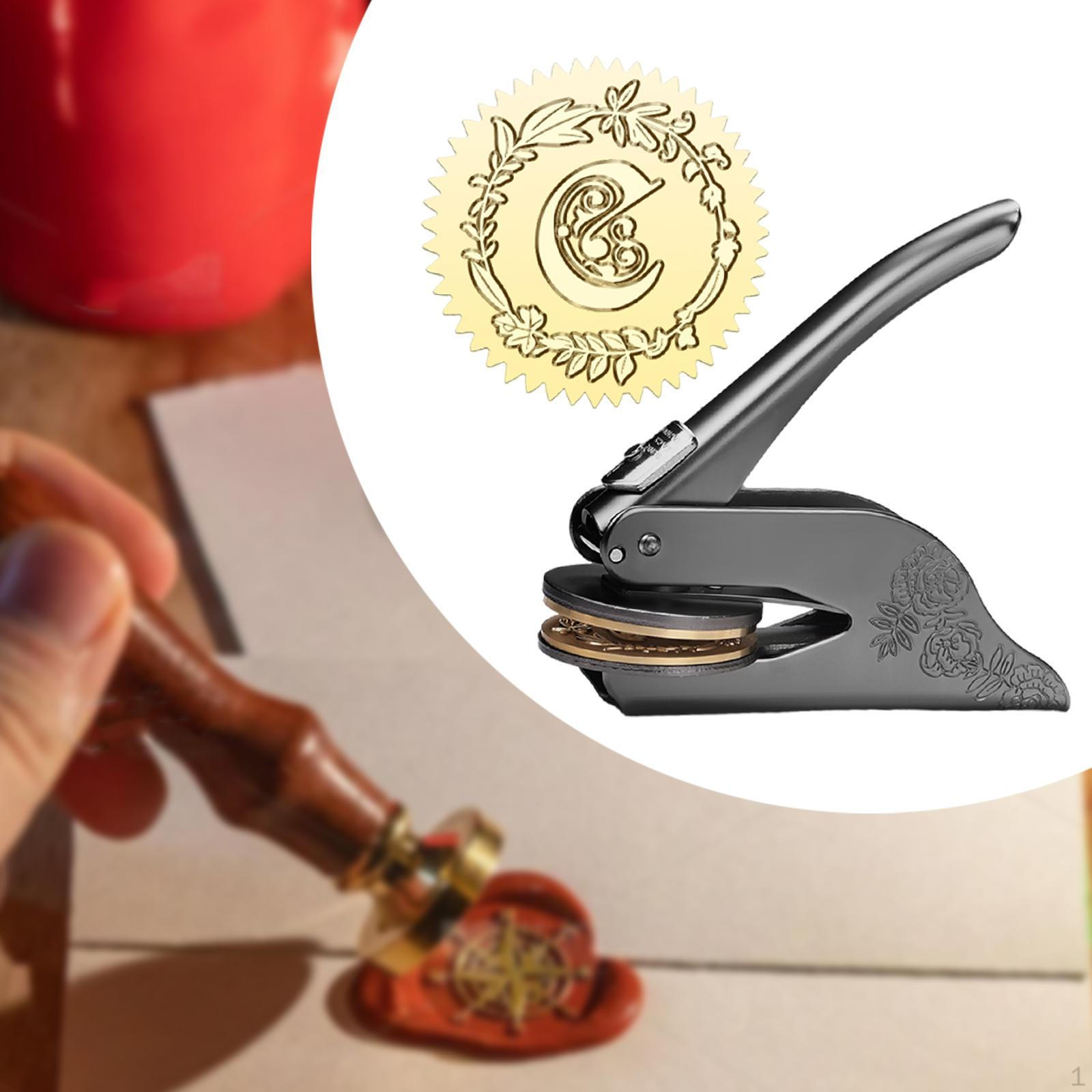 Подчеркивающая машина штамповочного инструмента на рабочем металлическом подносе для именных карточек C
Подчеркивающая машина штамповочного инструмента на рабочем металлическом подносе для именных карточек C