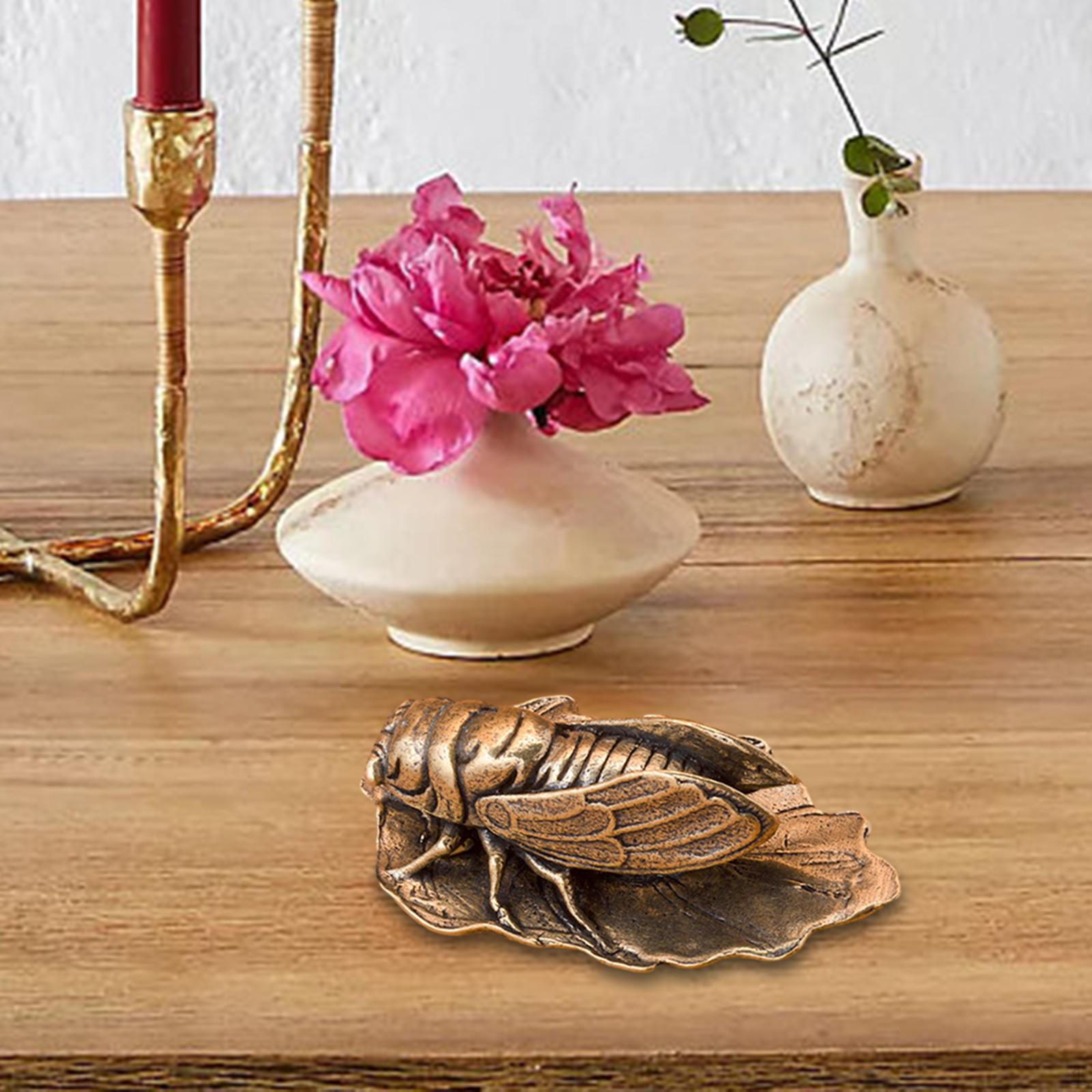 Animal Cicada Ornament Home Crafts Vintage Collectible Decoration Figurines Copper Statue
Animal Cicada Ornament Home Crafts Vintage Collectible Decoration Figurines Copper Statue