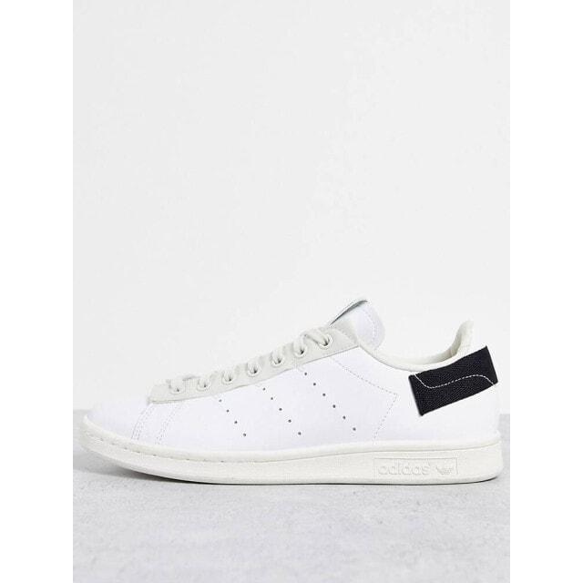 Белые кроссовки adudas Originals Parley Stan Smith с черной деталью на каблуке