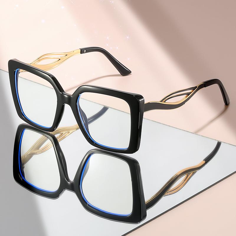 Premium The new large-framed flat lens features a high-end metal temple design and is suitable for daily wear and stt photography
Premium The new large-framed flat lens features a high-end metal temple design and is suitable for daily wear and stt photography