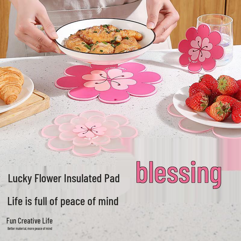 Lucky Flower Cream Style PVC Heat Insulation Mat Set
Lucky Flower Cream Style PVC Heat Insulation Mat Set