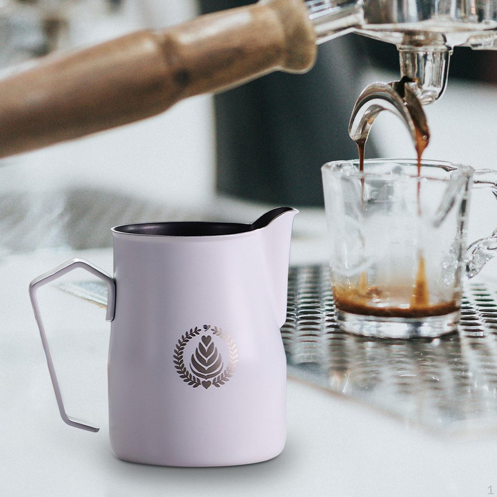 Чашка для кави та молока, каністра для спінювання вершків, каністра 750 мл, еспресо-машина білий
Чашка для кави та молока, каністра для спінювання вершків, каністра 750 мл, еспресо-машина білий