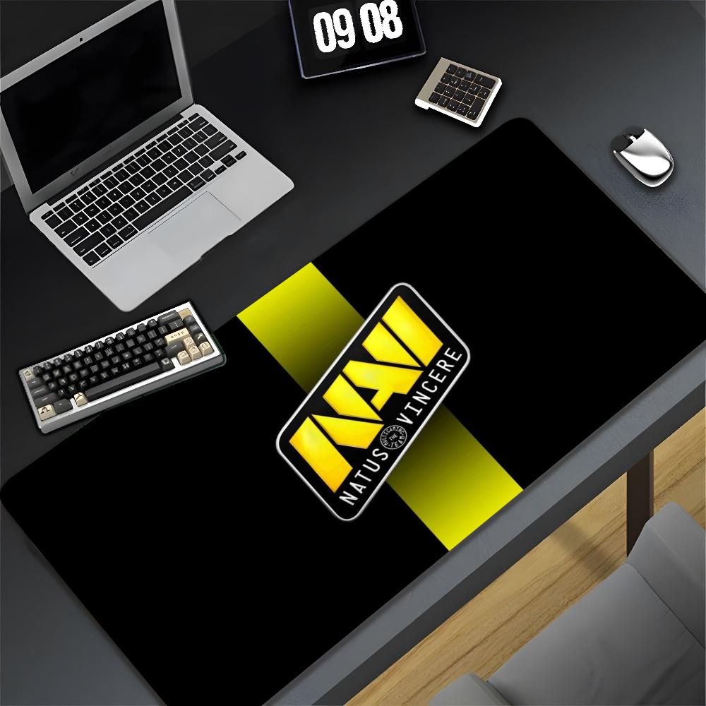 N-Navi CSGO S1mple Простий килимок для миші XXL Геймерський ігровий ПК Комп ютер Отаку Заблокований край Зроби сам Індивідуальне фото Ноутбук Ноутбук Стіл Ма 900x400x4mm
N-Navi CSGO S1mple Простий килимок для миші XXL Геймерський ігровий ПК Комп ютер Отаку Заблокований край Зроби сам Індивідуальне фото Ноутбук Ноутбук Стіл Ма 900x400x4mm
