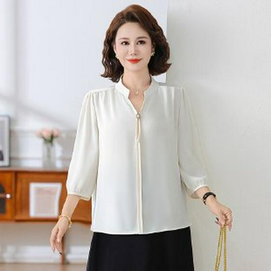 Stylish Spring T-shirt for Middle-aged and Elderly Women: Temperament Base Layer for 2026 4XL бежевий
Stylish Spring T-shirt for Middle-aged and Elderly Women: Temperament Base Layer for 2026 4XL бежевий