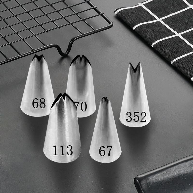 Stainless Steel Leaf Piping Nozzle Baking Tool Bundle
Stainless Steel Leaf Piping Nozzle Baking Tool Bundle