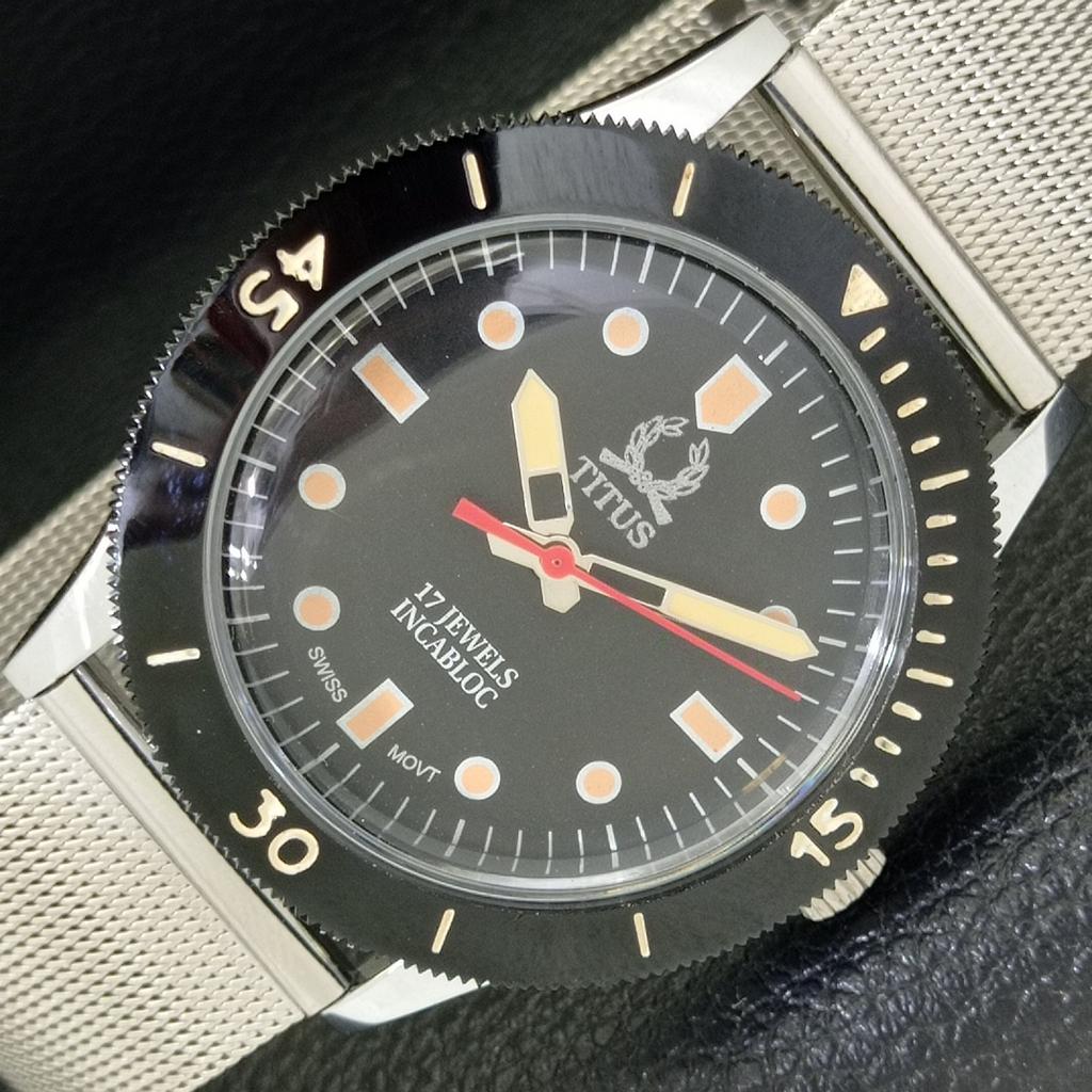TURNABLE BEZEL SWISS MENS HAND-WINDING 40MM TITUS BLACK DIAL WATCH a431330-2 R106-a431330
TURNABLE BEZEL SWISS MENS HAND-WINDING 40MM TITUS BLACK DIAL WATCH a431330-2 R106-a431330
