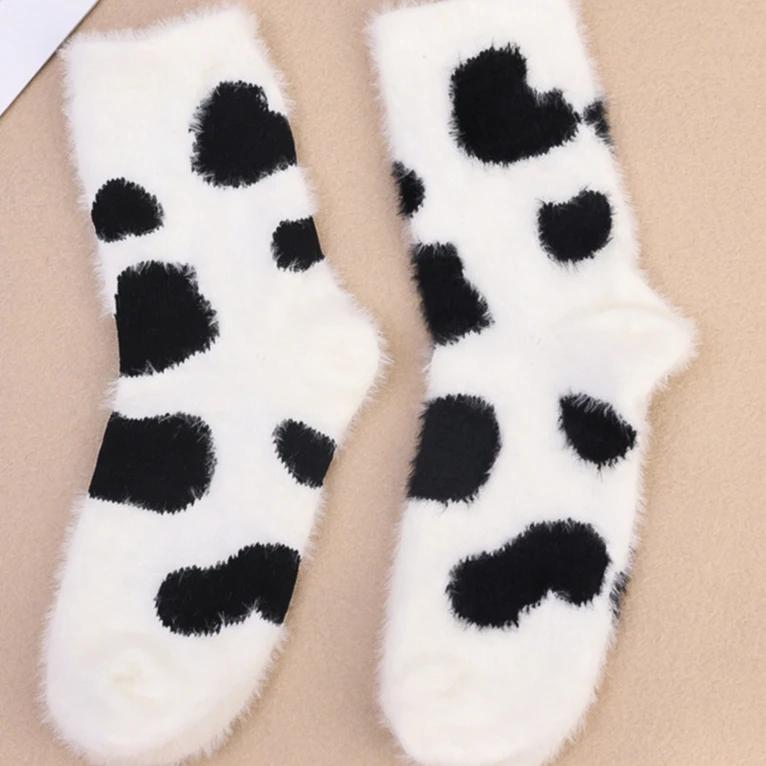 Winter Snug Plush Warm Socks Women Cartoon Thermal Middle Tube Sock Girls Feet Protection Bright Color Soft Thick Lining Hosiery 1 Pair
Winter Snug Plush Warm Socks Women Cartoon Thermal Middle Tube Sock Girls Feet Protection Bright Color Soft Thick Lining Hosiery 1 Pair