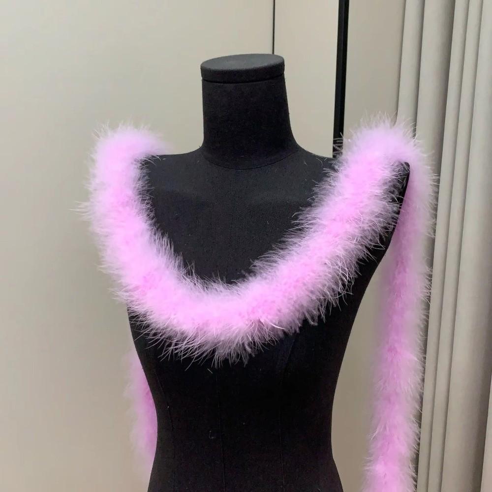 Fashion 2 Meter Decorative Strip Cuff Strip Faux Fur Fluffy Trim Home Decor DIY Apparel Sewing Artificial Fur Decoration темно-рожевого кольору
Fashion 2 Meter Decorative Strip Cuff Strip Faux Fur Fluffy Trim Home Decor DIY Apparel Sewing Artificial Fur Decoration темно-рожевого кольору