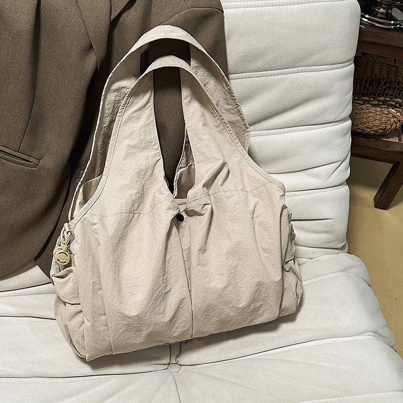 Japanese-style artistic and minimalist large-capacity single-shoulder fabric bag for women, casual multi-pocket mommy bag, trave брудно-білий
Japanese-style artistic and minimalist large-capacity single-shoulder fabric bag for women, casual multi-pocket mommy bag, trave брудно-білий